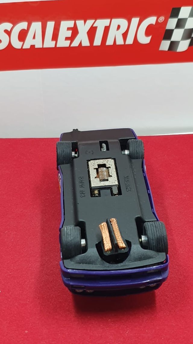 Scalextric bmw m3 e30 central hispano