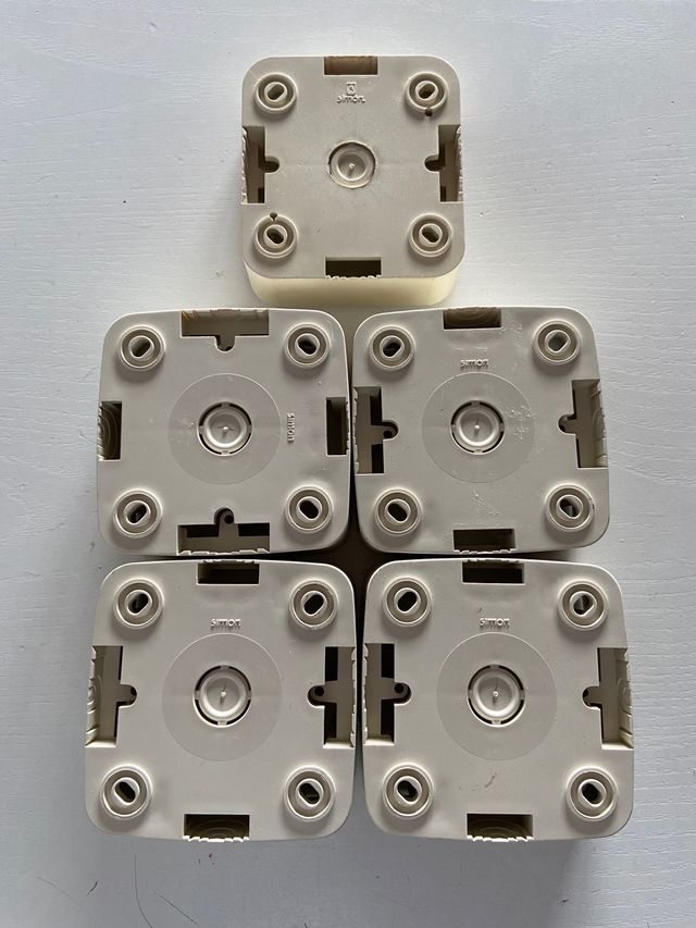 LOTE 5 Uds. Caja Superficie 1 Elemento