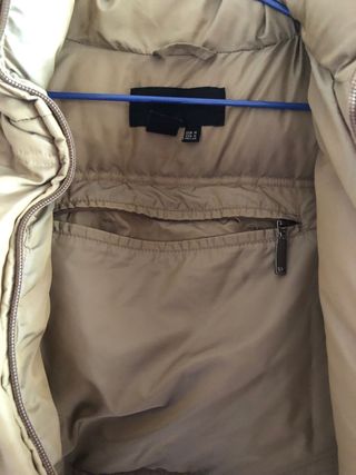 Abrigo de plumas de Zara