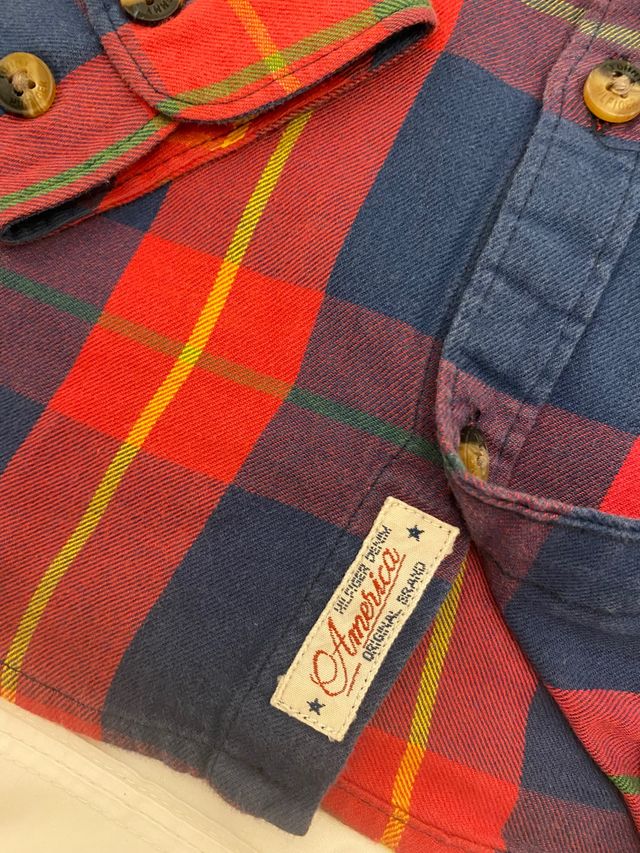 Camisa Tommy Hilfiger (116) + jersey (118) regalo