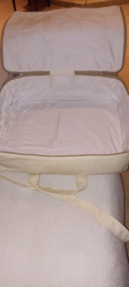 Maleta y portabiberon bebe marca Pasito a Pasito