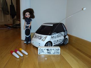 Coche teledirigido Moxie Girlz - COMO NUEVO