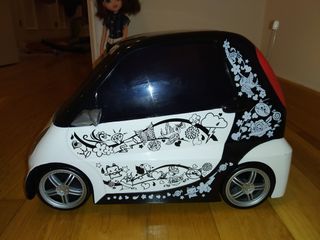 Coche teledirigido Moxie Girlz - COMO NUEVO