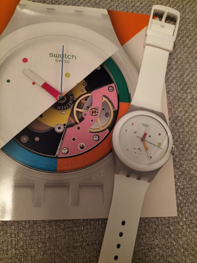 Reloj Swatch S51 blanco