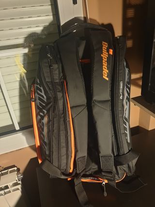 Paletero Bullpadel Pro Vertex 02 Xtend Carbon