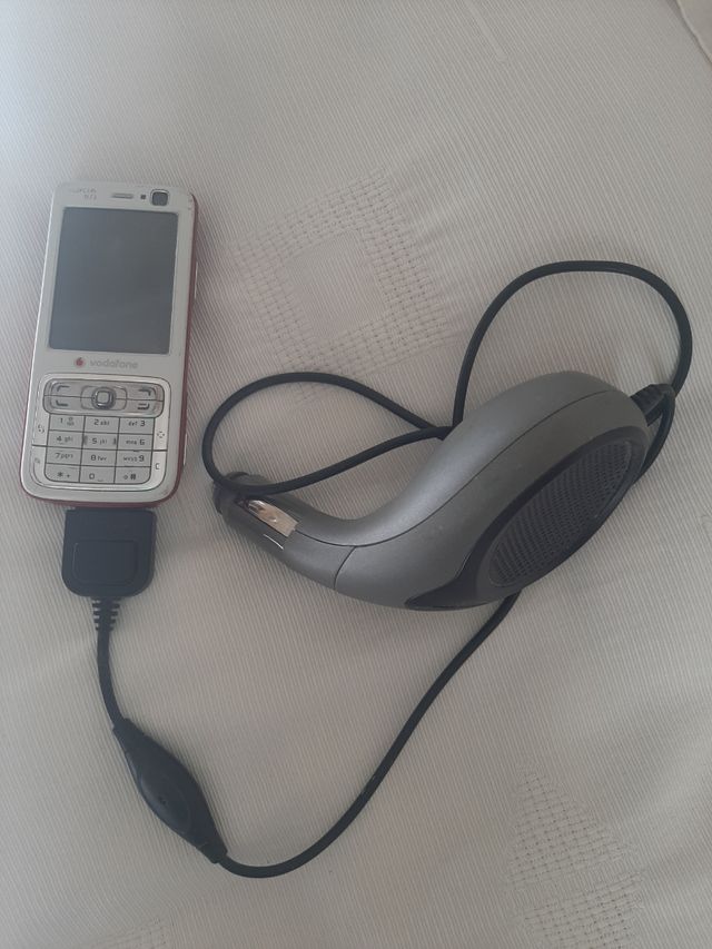 Móviles antiguos, cargadores, ver fotos Nicolás