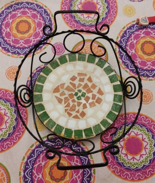 Bandeja metálica de mosaico de cerámica