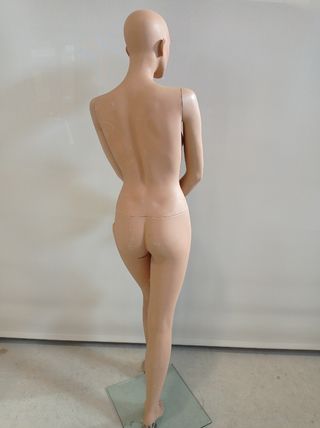 Maniquí mujer gama alta. B-8