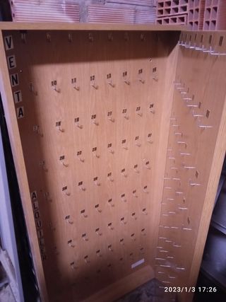 armario contenedor de llaves