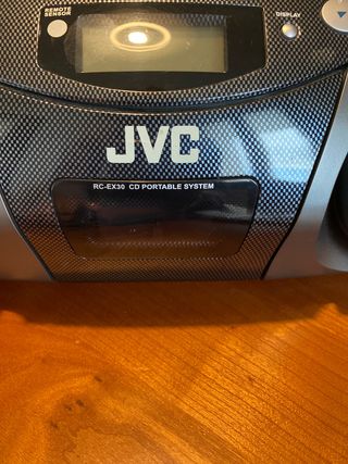 Stereo portatile JVC CD + radio + cassette