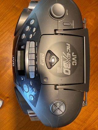 Stereo portatile JVC CD + radio + cassette