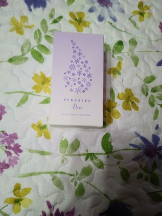 perfume de mujer( DEW)