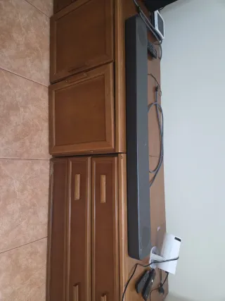 Barra de sonido LG SN8YG + LG SPK8 traseros 5.2.1