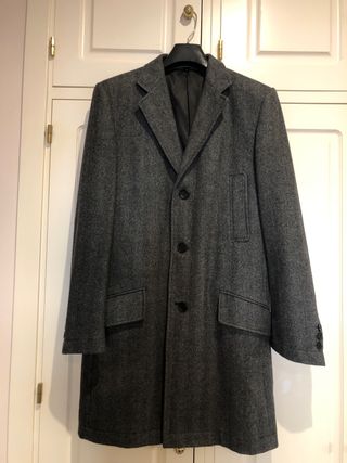 Elegante Abrigo gris oscuro