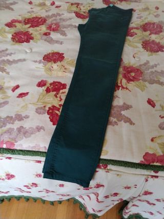 pantalón verde