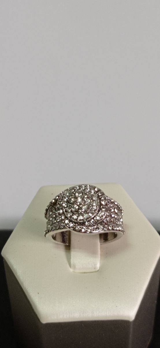 ANILLO / DE DISEÑO / CON PLATA-925 Y CIRCONITAS ¡¡