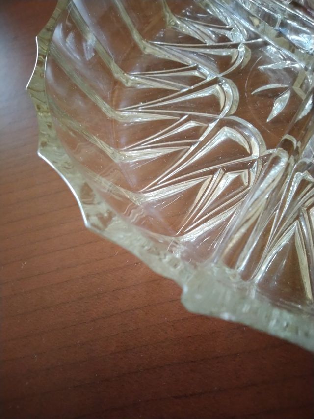 Antipastiera rotonda vintage in cristallo