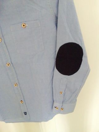 Camisa azul de vestir, Massimo Dutti. 7años