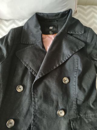 garbardina negra H&M sin apenas uso.