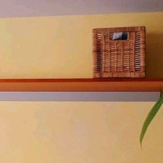 Chollo: Estante de pared de madera cerezo La Oca