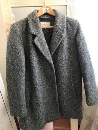 Abrigo tipo astracán gris talla 40