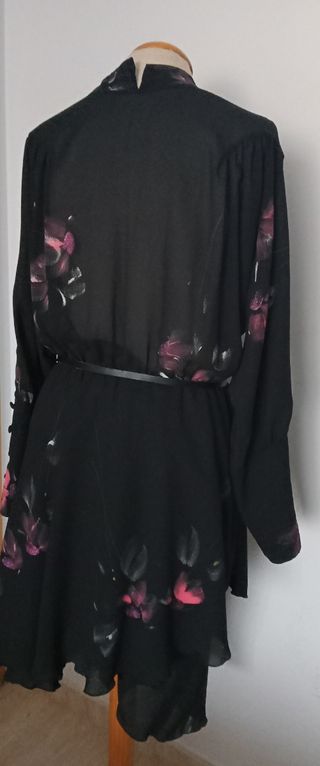 Vestido vintage negro.