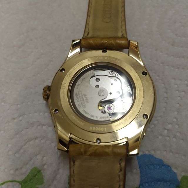 reloj mecánico automatico