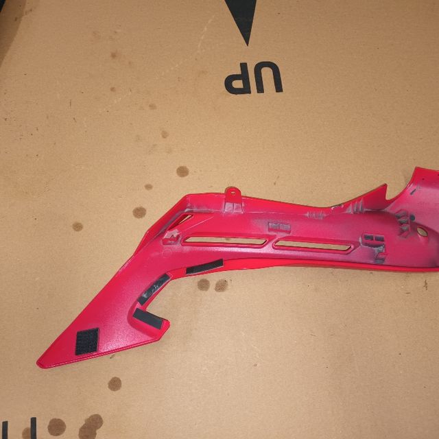 TAPA LATERAL IZQ HONDA CBR 650F 2018