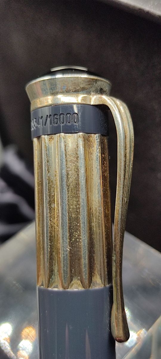 Montblanc Charles Dickens ed. limitada 2001.