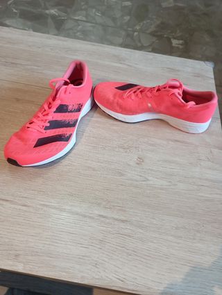 Zapatillas Adidas adizero rc2 de segunda mano por 25 EUR en Huétor Vega en  WALLAPOP