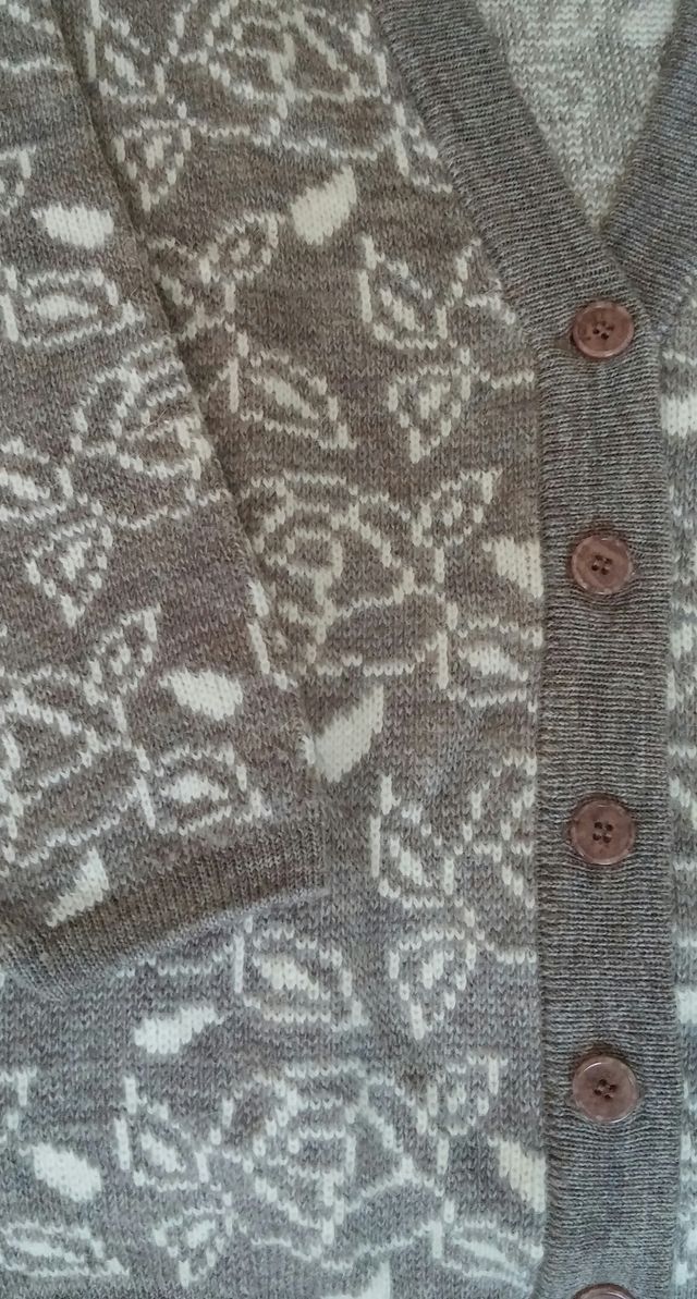 CARDIGAN DA DONNA CON DISEGNI FLOREALI