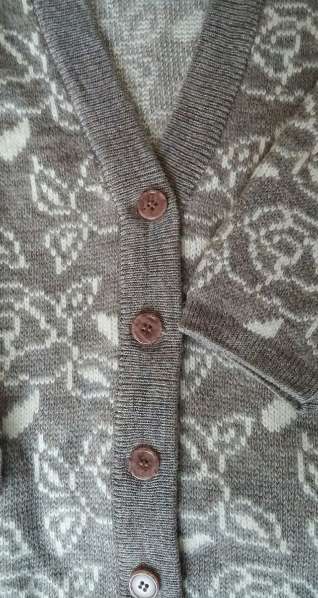 CARDIGAN DA DONNA CON DISEGNI FLOREALI