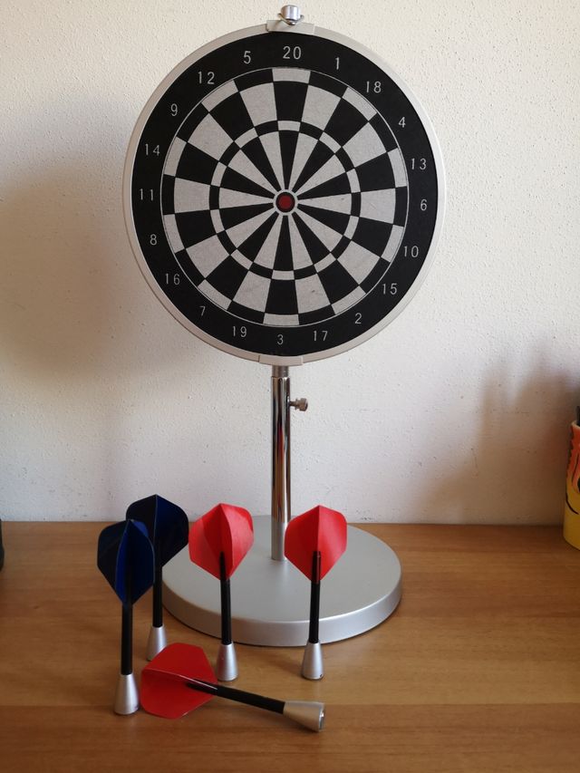 Tiro al bersaglio con freccette