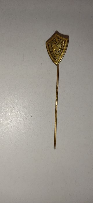 Alfiler de solapa.