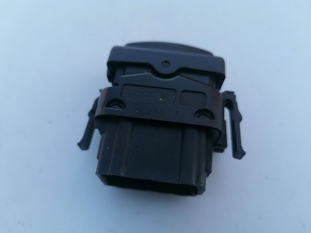 Interruptor cierre centralizado Renault Laguna2004