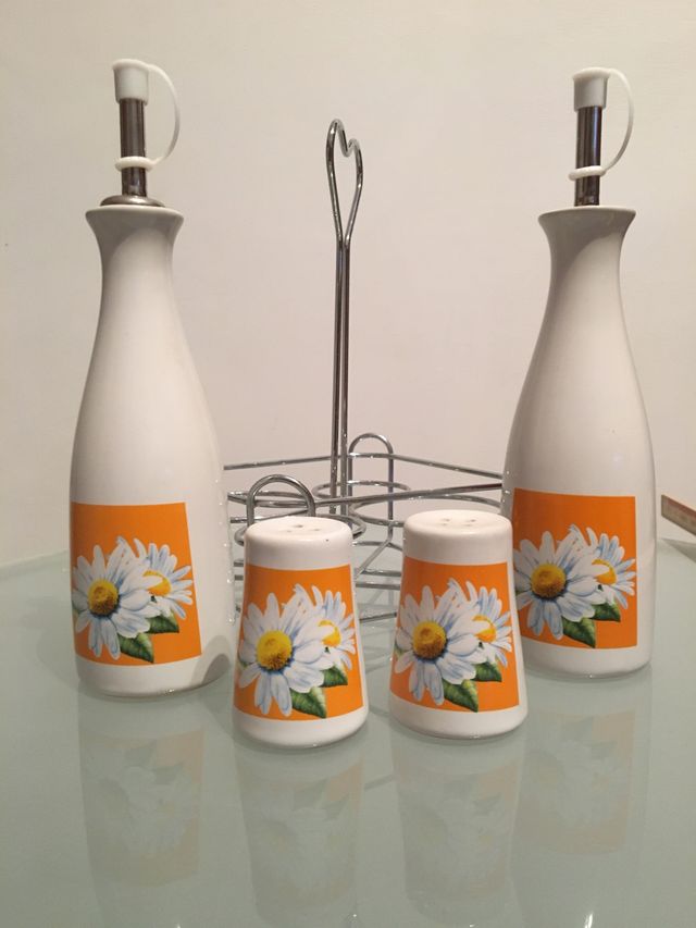Set condimento da tavola,olio e aceto+ sale e pepe