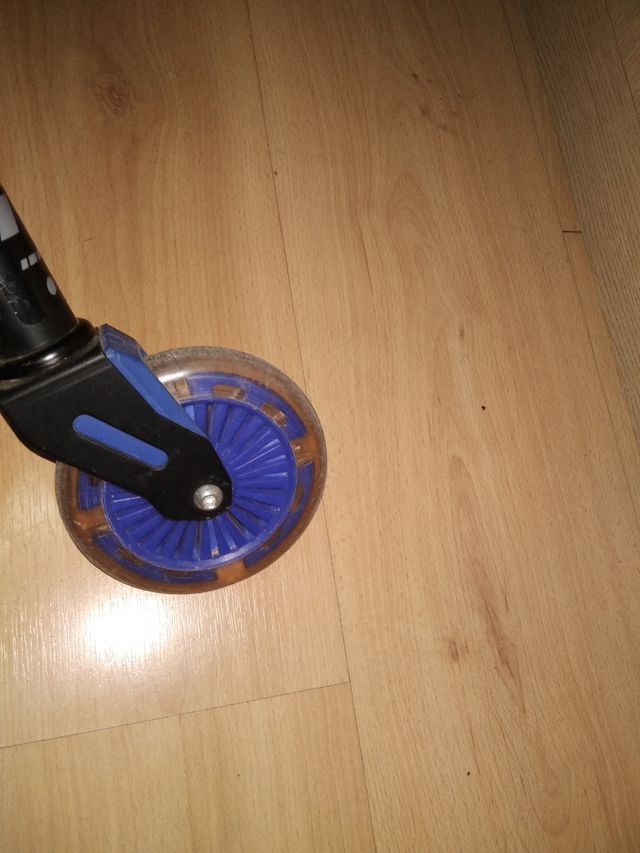 patinete niño. Hasta 8-9 años