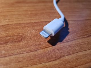 Cable lightning apple + cargador airpods