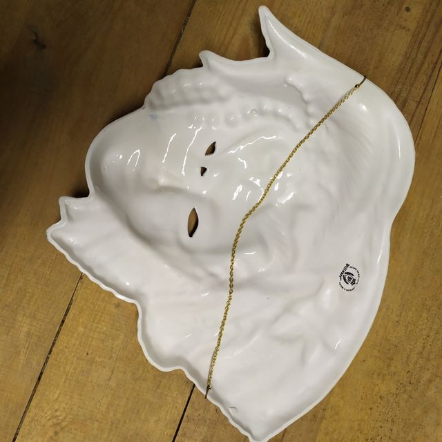 Máscaras de cerámica hechas a mano en Galicia 