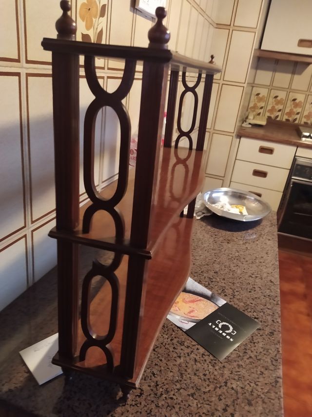 Estanterías de madera