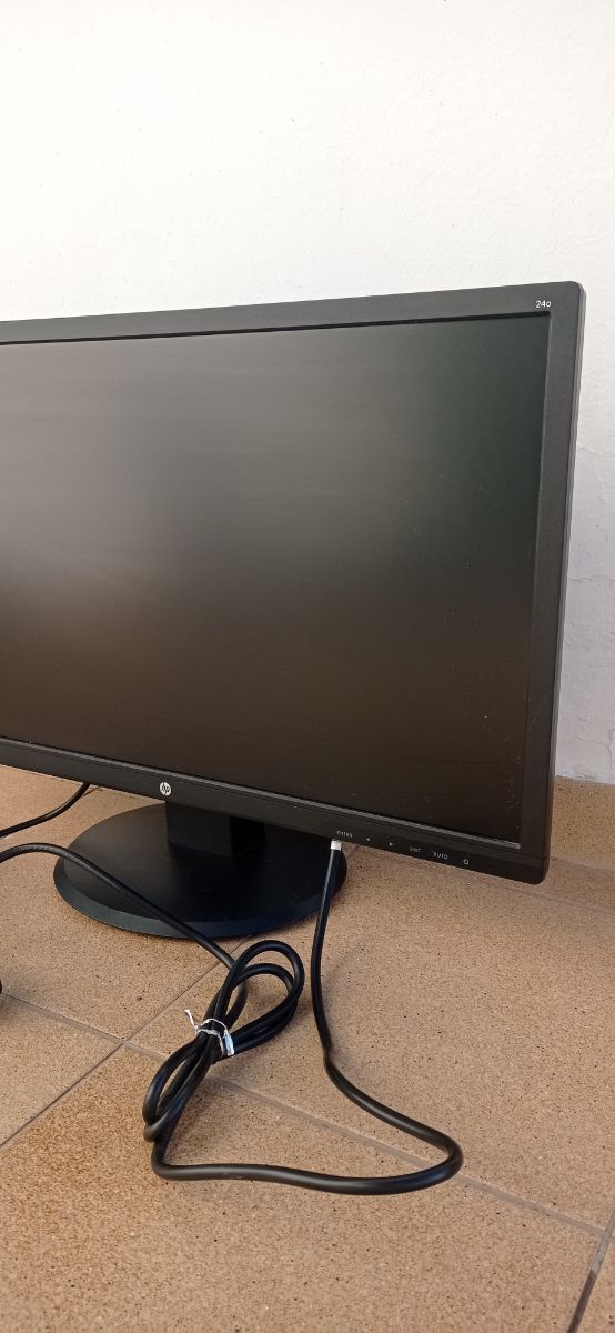 Monitor HP HSTND6091Q de segunda mano por 93 EUR en El Rincón de