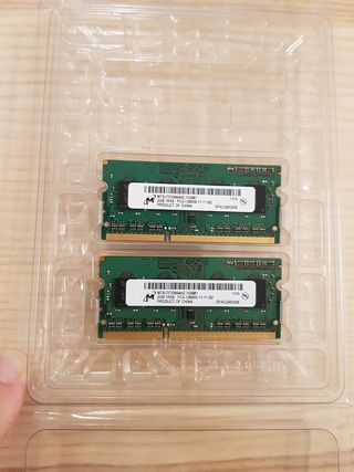 Memoria RAM Micron MT8JTF25664HZ-1G6M1 2*2Gb DDR3