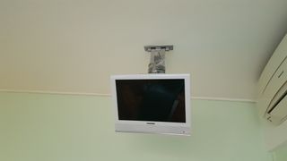 TELEVISOR DMTECH CON REPRODUCTOR CD INTEGRADO
