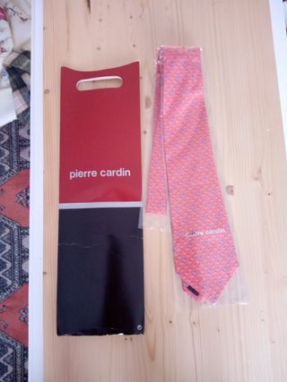 Corbata Pierre Cardin