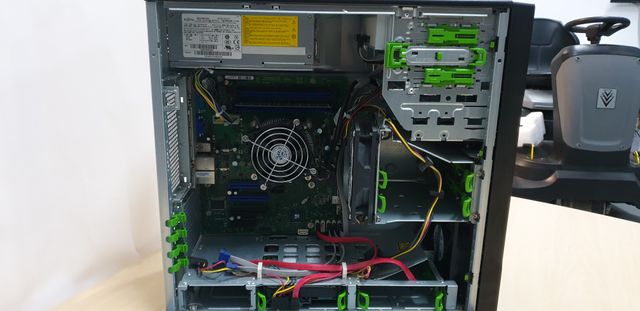 SERVIDOR  FUJITSU TX1310 M1 INTEL XEON E3-1226 V3