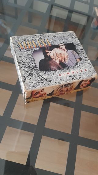 NIRVANA SINGLES BOX