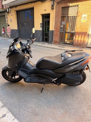 YAMAHA XMAX 300 (2019)