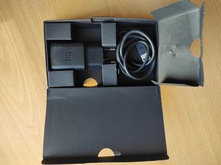 BQ Aquaris X 64 GB cargador y caja