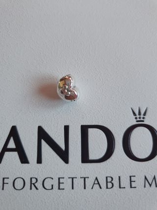 charm corazón mickey