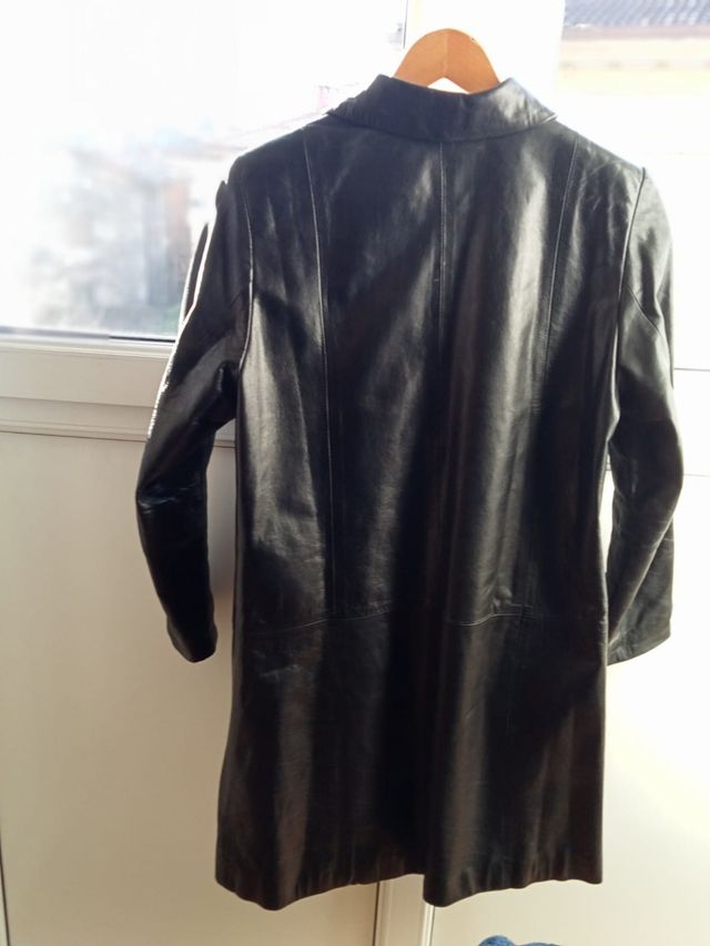 Chaqueta o abrigo de cuero